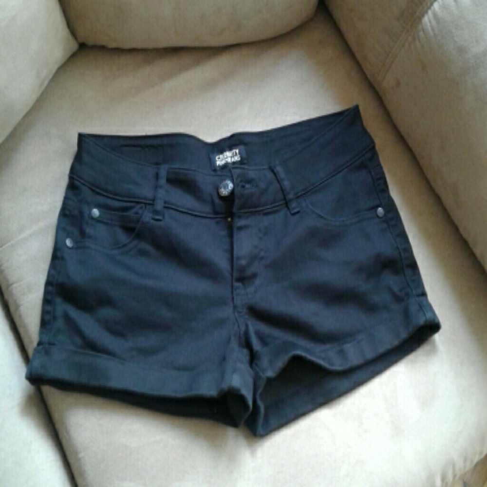 Black short shorts